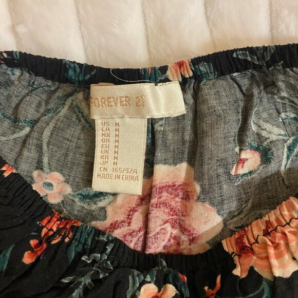 🌺 Floral Printed Forever 21 Off-Shoulder Crop Top - Picture 3 of 3